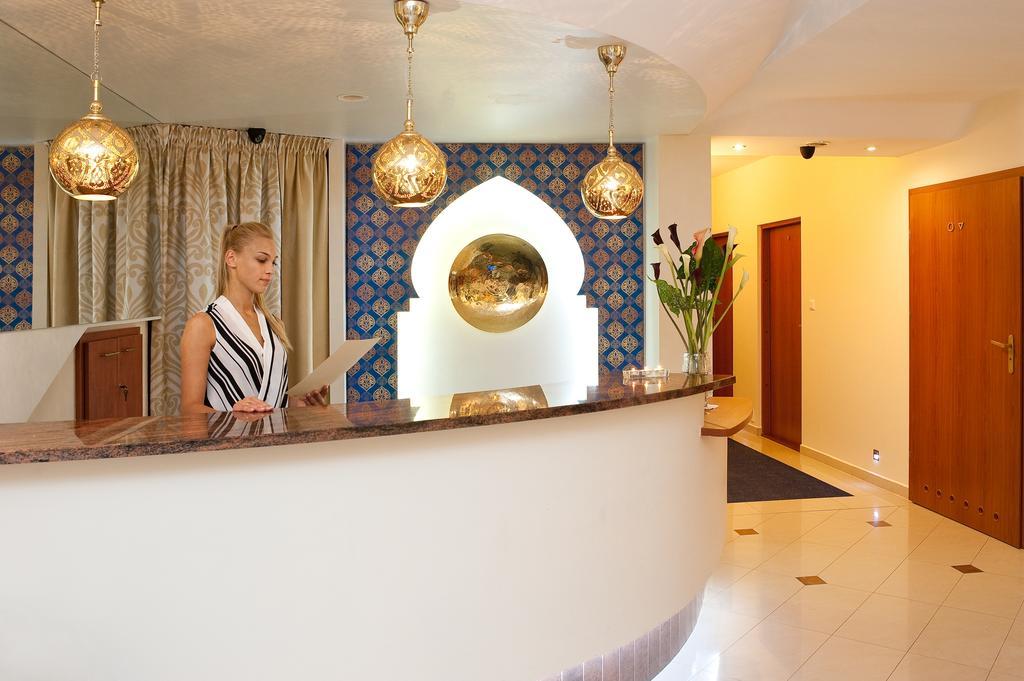 Abidar Hotel Spa & Wellness Цехоцинек Екстериор снимка