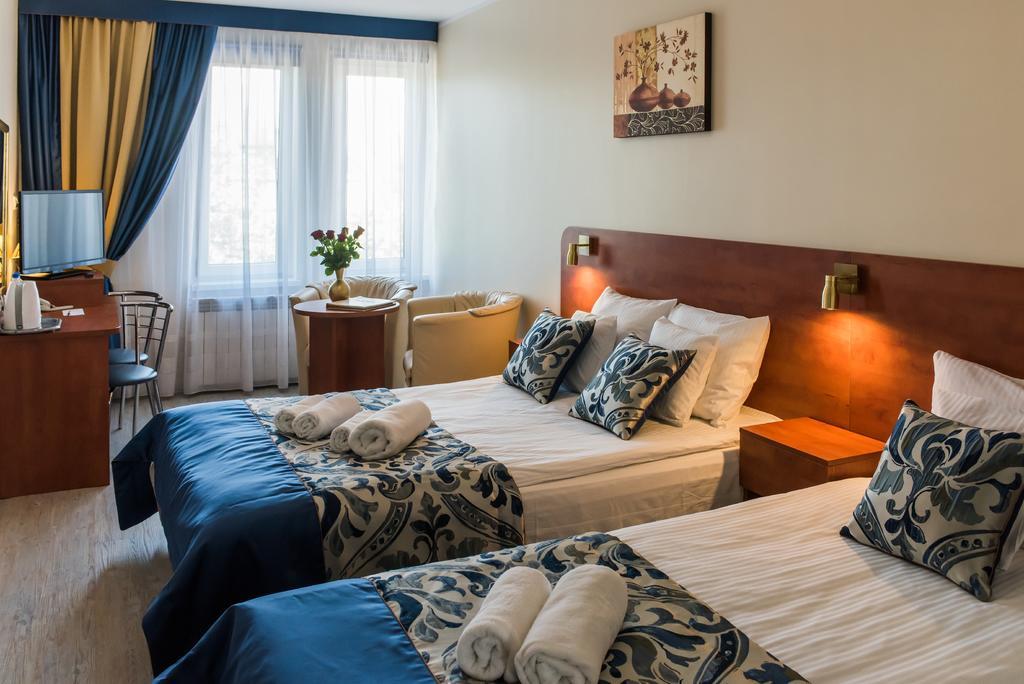 Abidar Hotel Spa & Wellness Цехоцинек Екстериор снимка