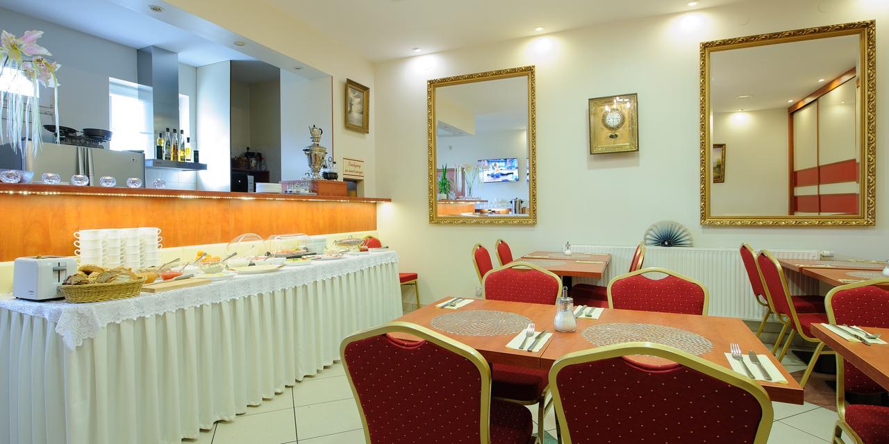 Abidar Hotel Spa & Wellness Цехоцинек Екстериор снимка