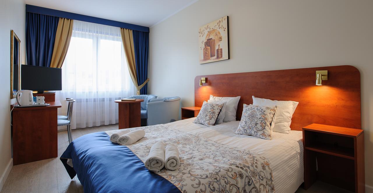 Abidar Hotel Spa & Wellness Цехоцинек Екстериор снимка